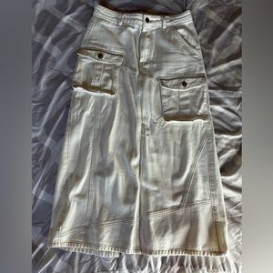 Cargo skirt ecru